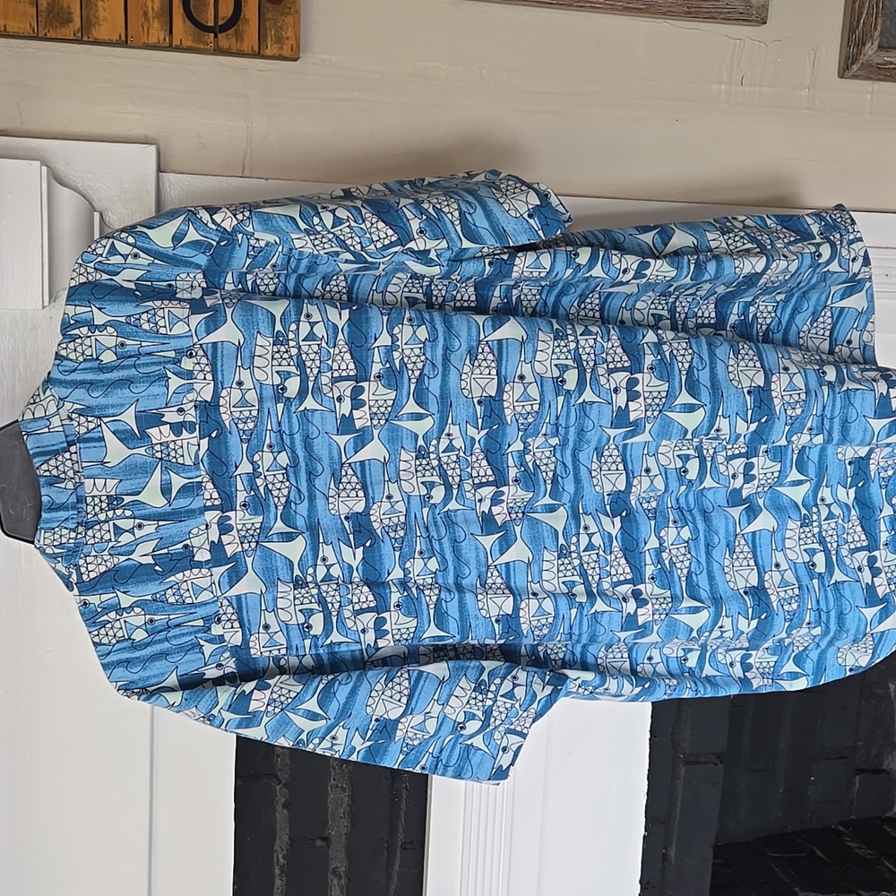 Tommy Bahama Tropical Fish Short Sleeve Shirt - Picture 11 of 12